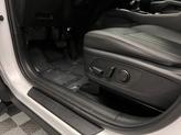 Thumbnail of 2024 Glacial White Pearl Kia Sorento