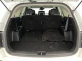 Thumbnail of 2024 Glacial White Pearl Kia Sorento