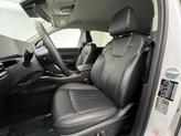 Thumbnail of 2024 Glacial White Pearl Kia Sorento