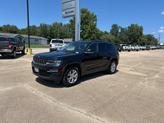 Photo of 2023 Diamond Black Jeep Grand Cherokee