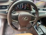 Thumbnail of 2020 Eminent White Pearl Lexus ES 350