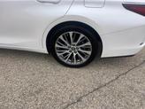 Thumbnail of 2020 Eminent White Pearl Lexus ES 350