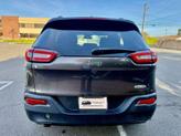 Thumbnail of 2016 Granite Crystal Metallic Clearcoat Jeep Cherokee