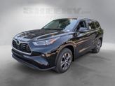 Thumbnail of 2025 Midnight Black Metallic Toyota Highlander
