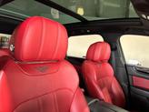 Thumbnail of 2018 Glacier White Bentley Bentayga