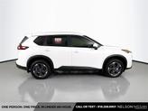 Thumbnail of 2025 Everest White Pearl Nissan Rogue