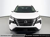 Thumbnail of 2025 Everest White Pearl Nissan Rogue