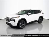 Photo of 2025 Everest White Pearl Nissan Rogue