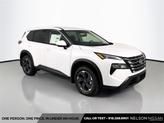 Thumbnail of 2025 Everest White Pearl Nissan Rogue