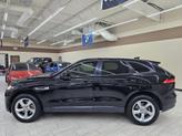 Thumbnail of 2017 Black Jaguar F-PACE