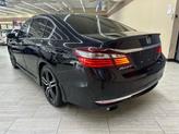 Thumbnail of 2017 Crystal Black Pearl Honda Accord