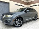 Photo of 2018 Gray Audi Q7