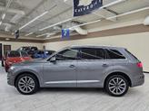 Thumbnail of 2018 Gray Audi Q7