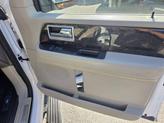 Thumbnail of 2017 White Lincoln Navigator