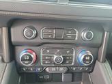 Thumbnail of 2024 Onyx Black GMC Yukon