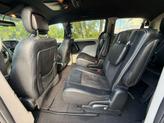 Thumbnail of 2018 Black Onyx Crystal Pearlcoat Dodge Grand Caravan