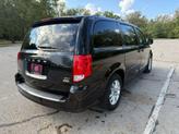 Thumbnail of 2018 Black Onyx Crystal Pearlcoat Dodge Grand Caravan