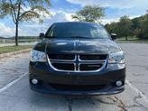 Thumbnail of 2018 Black Onyx Crystal Pearlcoat Dodge Grand Caravan