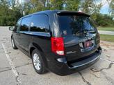 Thumbnail of 2018 Black Onyx Crystal Pearlcoat Dodge Grand Caravan