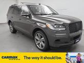Photo of 2024 Gray Lincoln Navigator