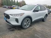 Thumbnail of 2025 Space Silver Metallic Ford Escape