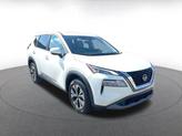 Photo of 2023 Pearl White Tricoat Nissan Rogue