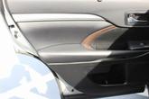 Thumbnail of 2019 Celestial Silver Metallic Toyota Highlander