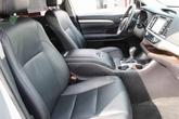 Thumbnail of 2019 Celestial Silver Metallic Toyota Highlander
