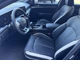 Thumbnail of 2025 Aurora Black Pearl Kia K5