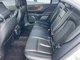 Thumbnail of 2017 White Platinum Tri-Coat Lincoln Continental