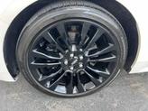 Thumbnail of 2017 White Platinum Tri-Coat Lincoln Continental