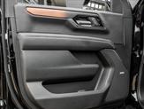 Thumbnail of 2025 Onyx Black GMC Yukon