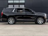 Thumbnail of 2025 Onyx Black GMC Yukon