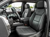 Thumbnail of 2025 Onyx Black GMC Yukon