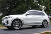 Thumbnail of 2021 Mineral White Metallic BMW X7