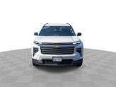 Thumbnail of 2025 Summit White Chevrolet Traverse