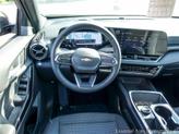 Thumbnail of 2026 Mosaic Black Metallic Chevrolet Equinox