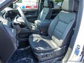 Thumbnail of 2025 Iridescent Pearl Tricoat Chevrolet Suburban