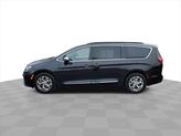 Thumbnail of 2023 Brilliant Black Crystal Pearlcoat Chrysler Pacifica