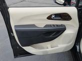 Thumbnail of 2023 Brilliant Black Crystal Pearlcoat Chrysler Pacifica