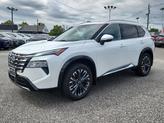 Thumbnail of 2024 Everest White Pearl Nissan Rogue