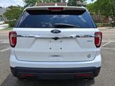 Thumbnail of 2016 Oxford White Ford Explorer