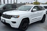 Thumbnail of 2022 Bright White Clearcoat Jeep Grand Cherokee