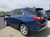 Thumbnail of 2021 Pacific Blue Metallic Chevrolet Equinox