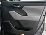 Thumbnail of 2022 Magnetic Gray Metallic Toyota Highlander Hybrid