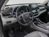 Thumbnail of 2022 Magnetic Gray Metallic Toyota Highlander Hybrid