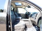 Thumbnail of 2016 Brilliant Black Crystal Pearlcoat RAM 2500