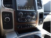 Thumbnail of 2016 Brilliant Black Crystal Pearlcoat RAM 2500