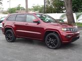 Thumbnail of 2017 Velvet Red Pearlcoat Jeep Grand Cherokee