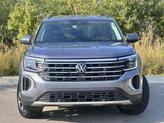 Thumbnail of 2024 Platinum Gray Metallic Volkswagen Atlas